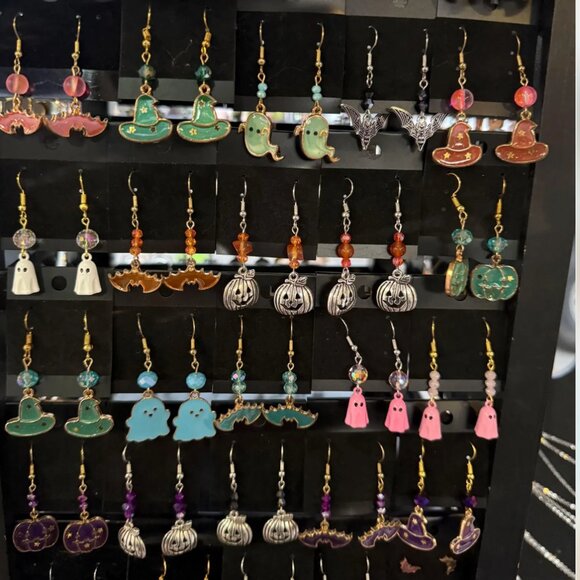 Handmade Charm Earrings - Picture 11 of 11